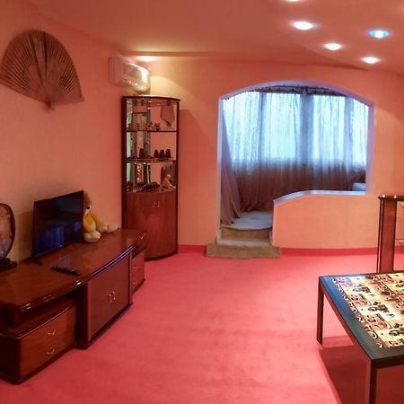 Viktor Apartment Chornomorsk Exterior photo
